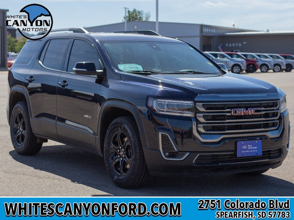 2022 GMC Acadia AT4