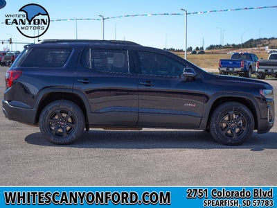 2022 GMC Acadia AT4
