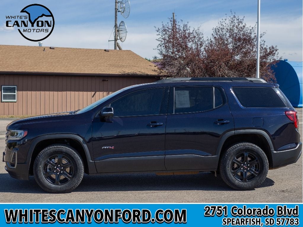2022 GMC Acadia AT4