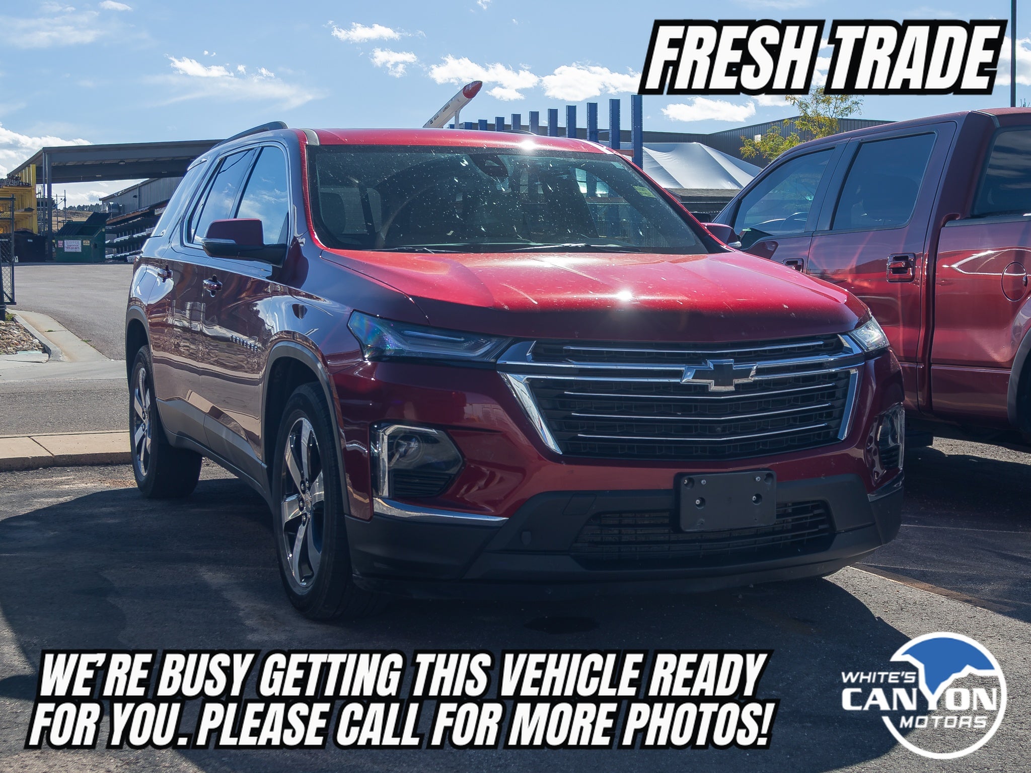 2023 Chevrolet Traverse LT Leather