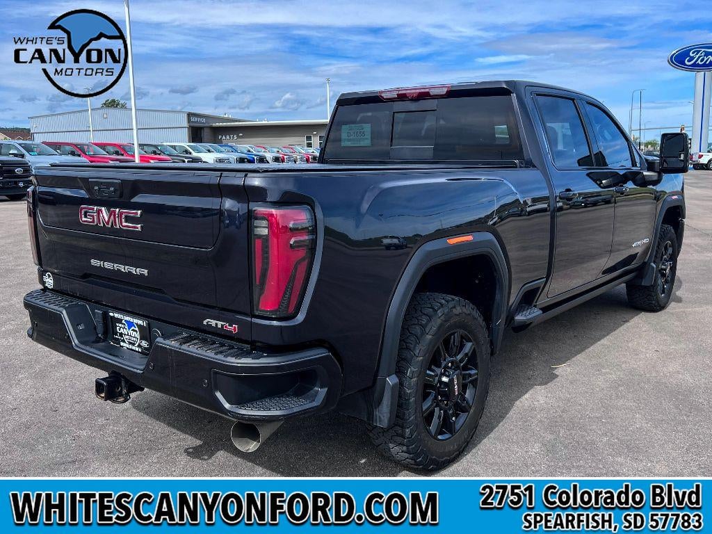 2024 GMC Sierra AT4