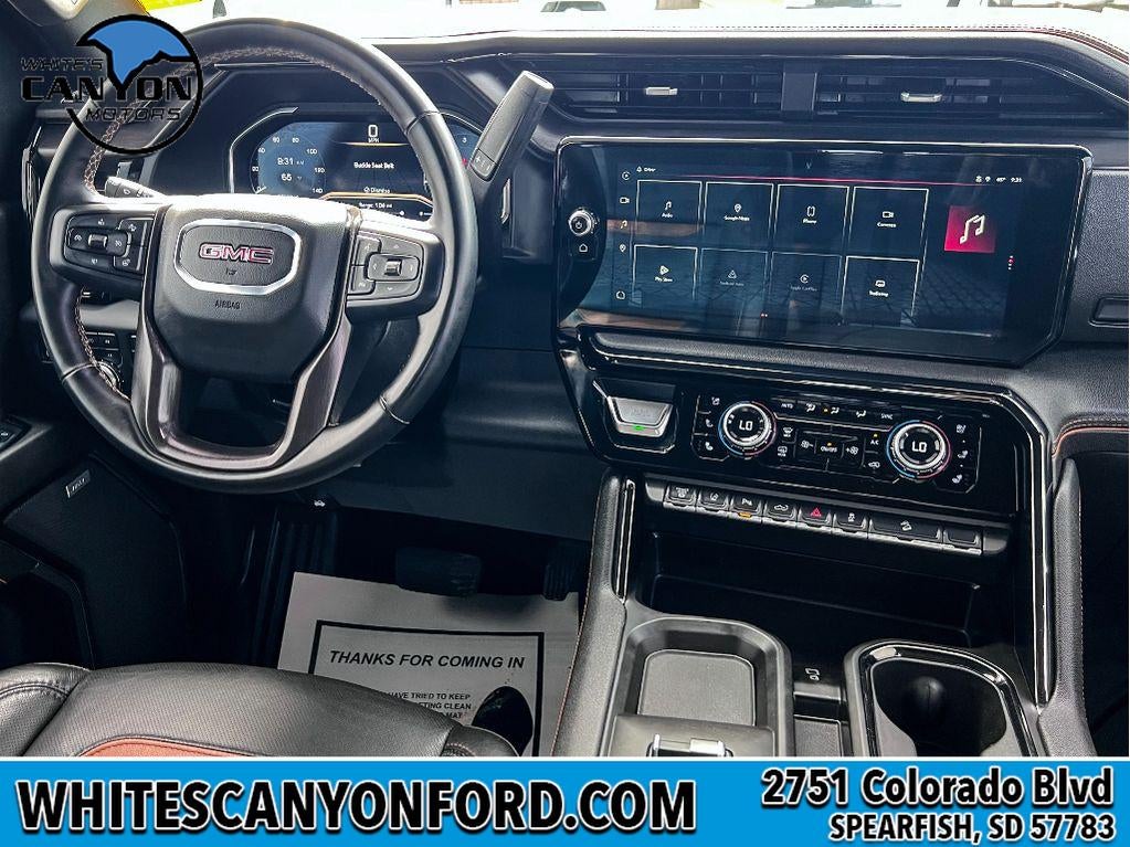 2024 GMC Sierra AT4