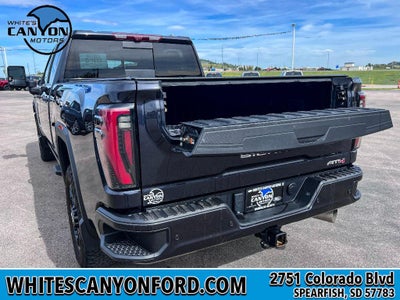 2024 GMC Sierra AT4