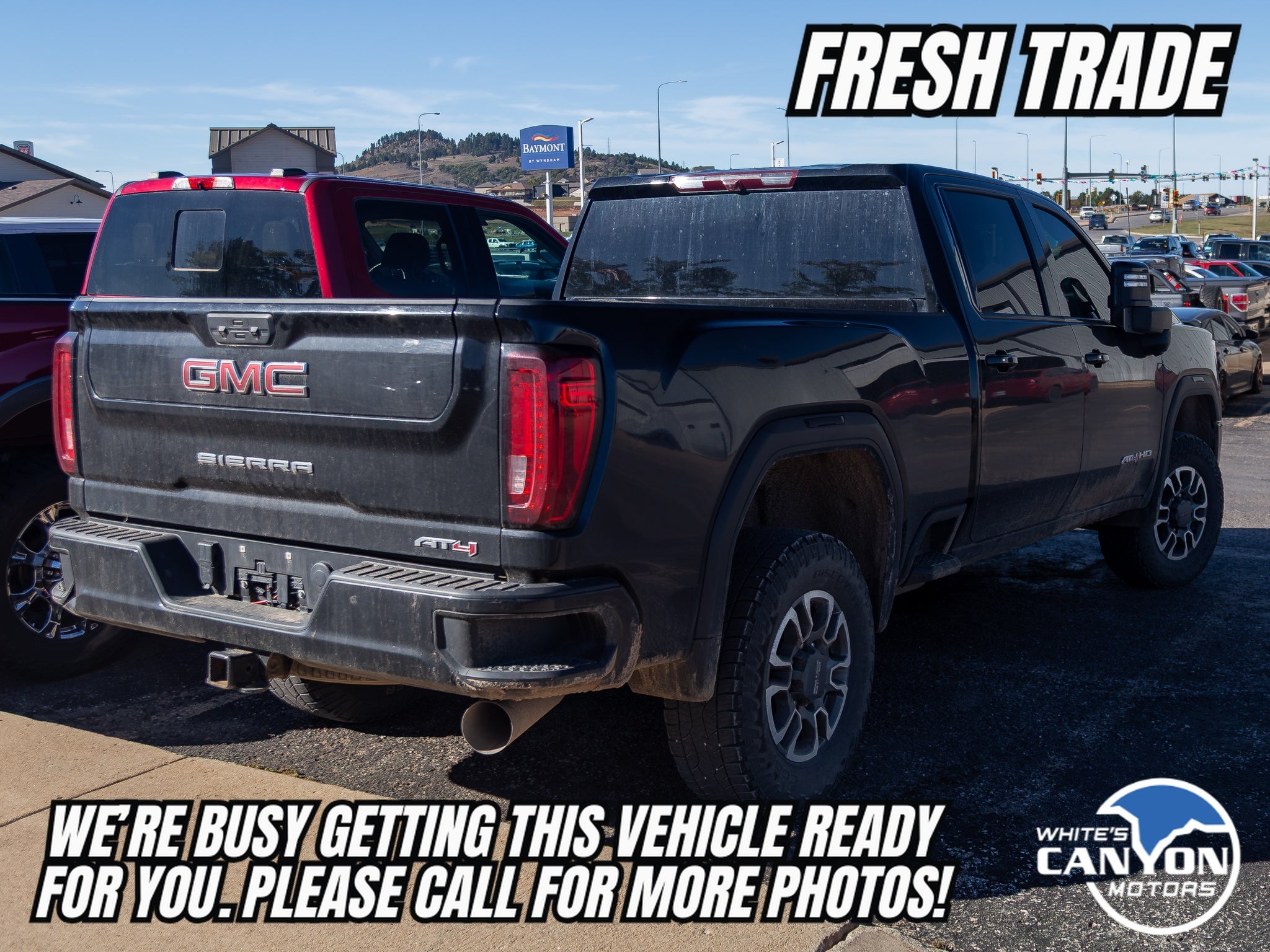 2023 GMC Sierra AT4