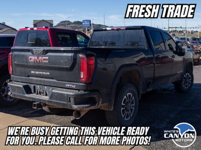 2023 GMC Sierra AT4