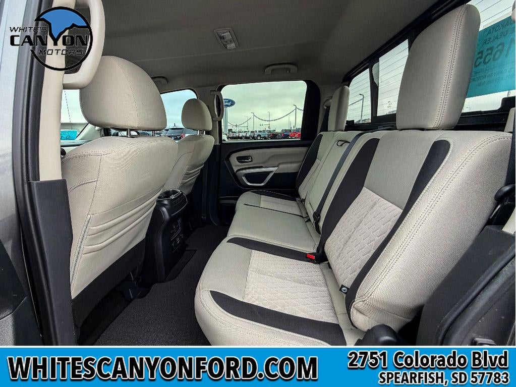 2020 Nissan Titan SV