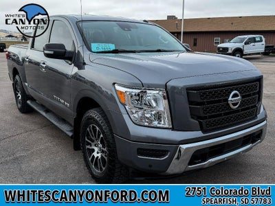 2020 Nissan Titan SV
