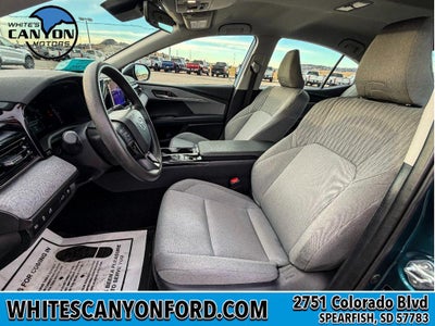 2025 Toyota Camry Hybrid LE