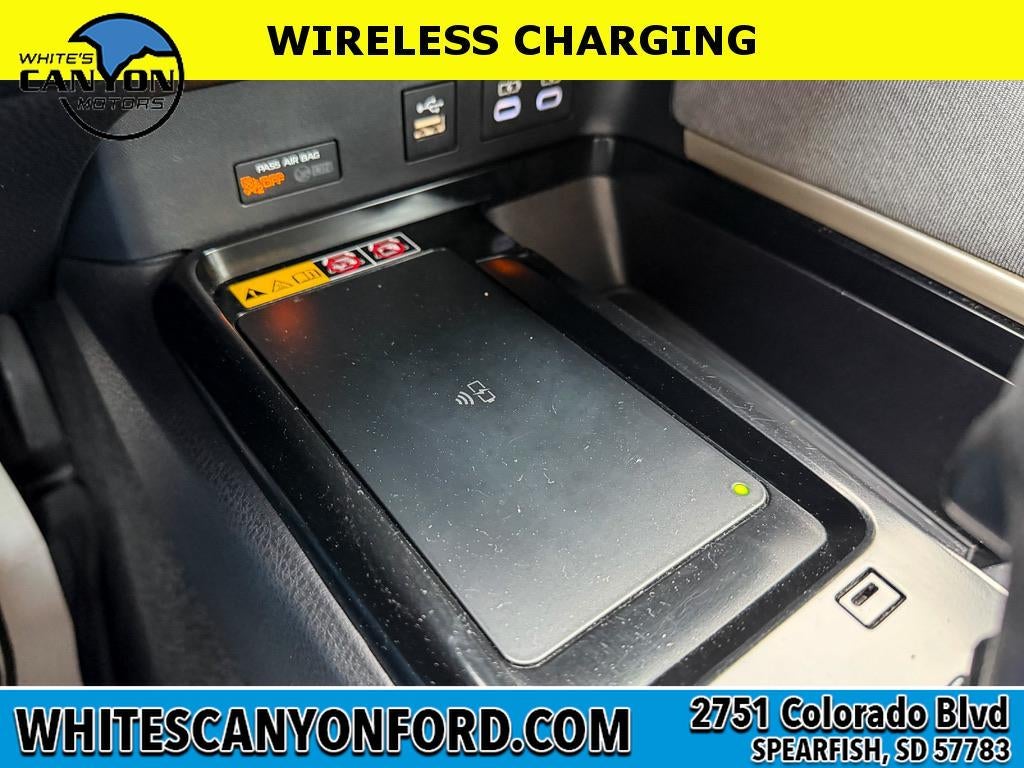 2025 Toyota Camry Hybrid LE