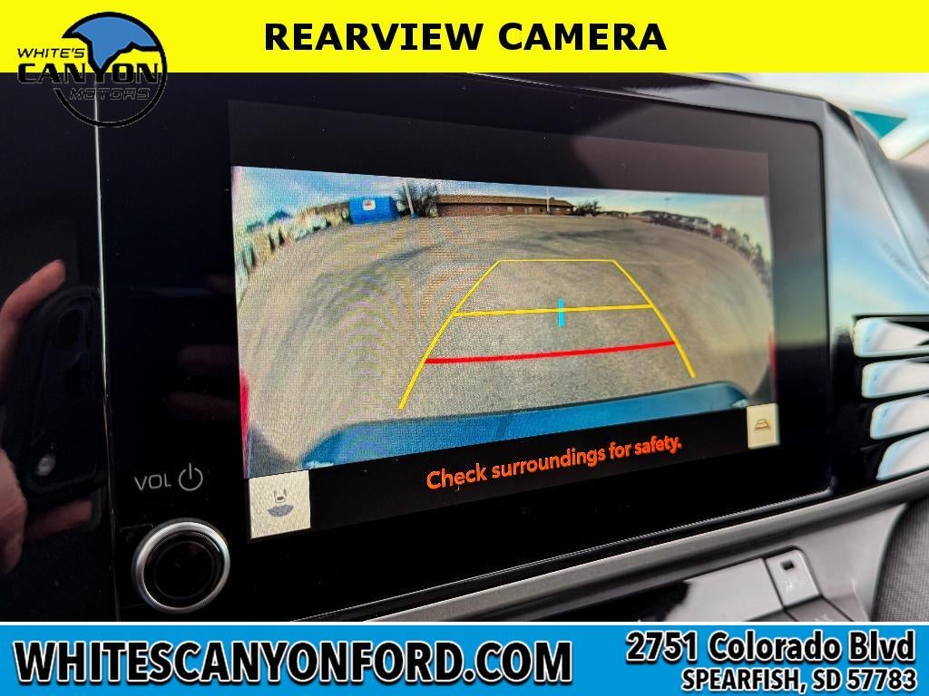 2025 Toyota Camry Hybrid LE