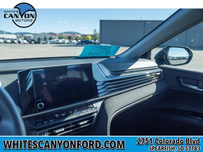 2025 Toyota Camry Hybrid LE