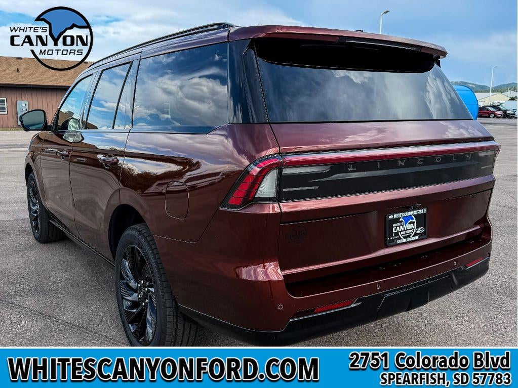 2027 Lincoln Navigator Reserve