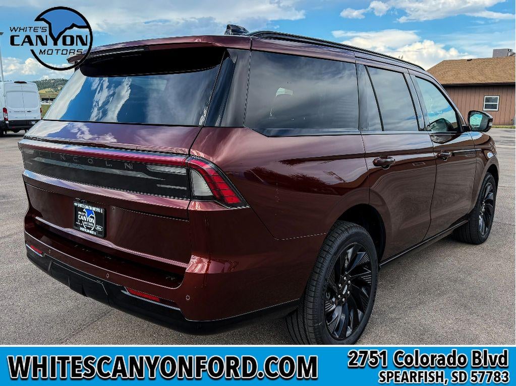 2027 Lincoln Navigator Reserve