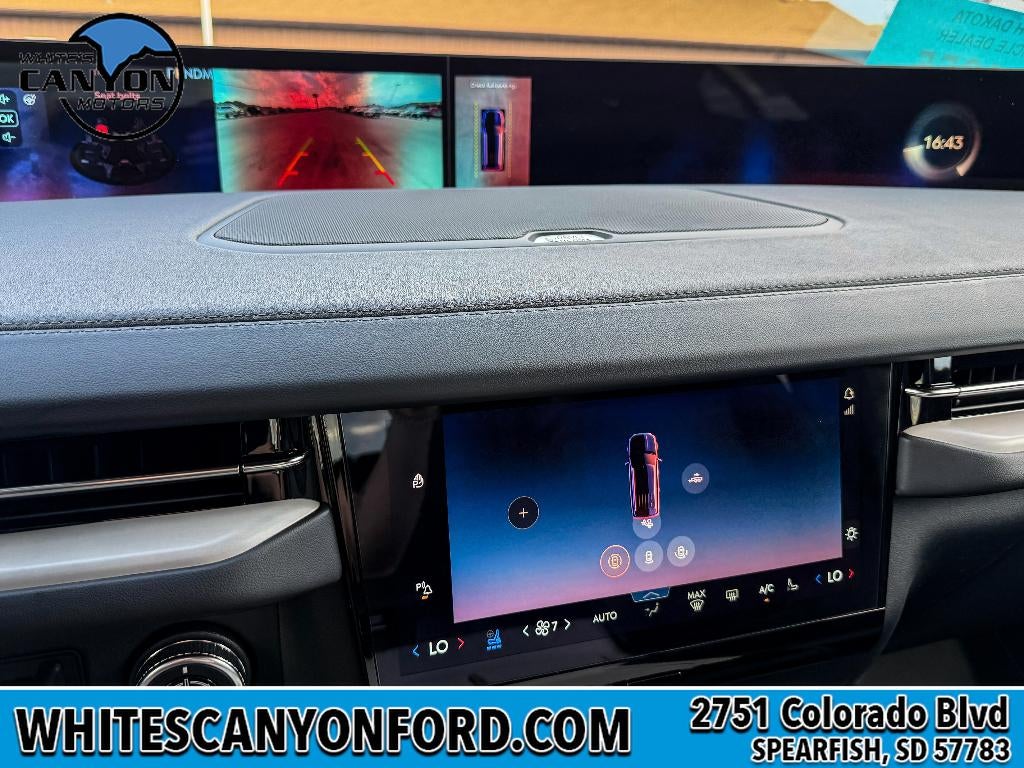 2027 Lincoln Navigator Reserve