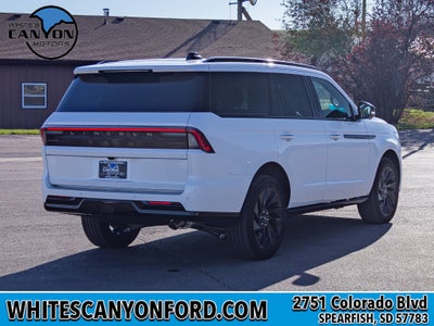 2027 Lincoln Navigator Reserve