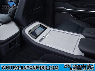 2027 Lincoln Navigator L Reserve