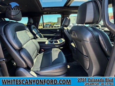 2027 Lincoln Navigator L Reserve
