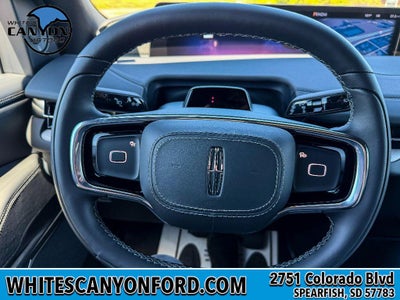 2027 Lincoln Navigator L Reserve