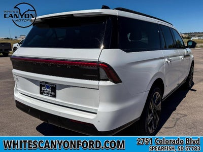 2027 Lincoln Navigator L Reserve