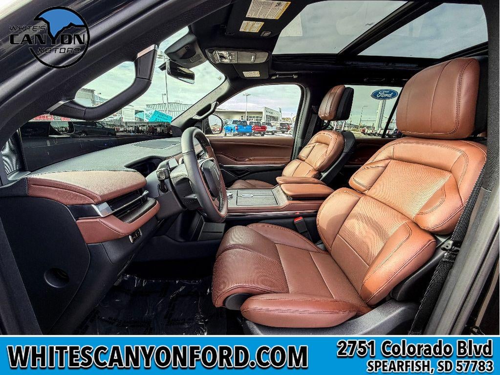 2026 Lincoln Navigator L Reserve