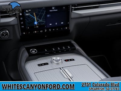 2027 Lincoln Navigator L Premiere