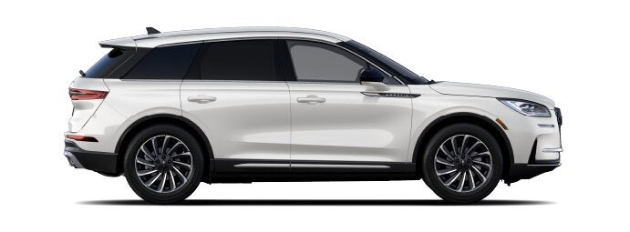 The passenger side of a Lincoln Corsair® SUV is shown in the Ceramic Pearl extra-cost exterior paint option. | White's Canyon Motors - Lincoln in Spearfish SD