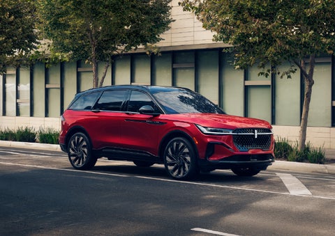 2026 Lincoln Nautilus® SUV with the available Jet Appearance Package and Hybrid transmission. | White's Canyon Motors - Lincoln in Spearfish SD