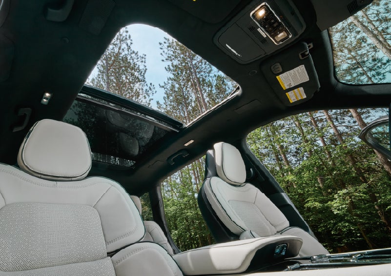 The front seats of a 2027 Lincoln Aviator® Black Label™ SUV | White's Canyon Motors - Lincoln in Spearfish SD