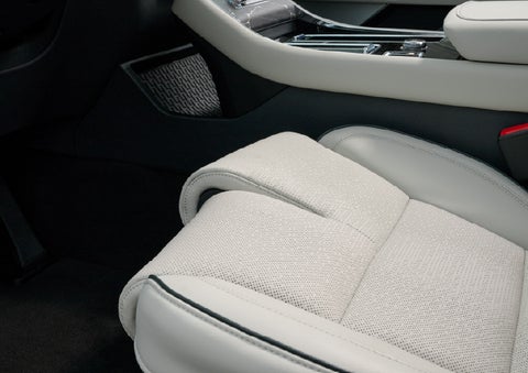 The front passenger Perfect Position seat is shown with the thigh extender adjusted.| White's Canyon Motors - Lincoln in Spearfish SD